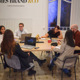 Agencia James Brand